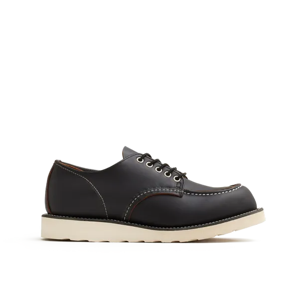 Men's Shop Moc Oxford in Black Prairie Leather 8090