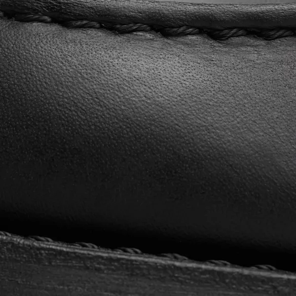 Women's 6-Inch Classic Moc Short Boot in Black Leather 3380 - Image 6